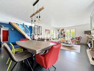  Maison à vendre 8 pièces 218 m²