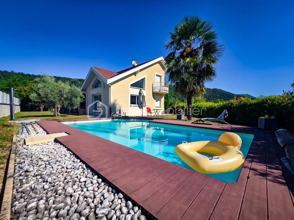 Villa darchitecte familiale de 165m2  Vaulnaveys-le-Haut, secteur des Ecoles