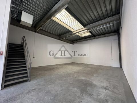 ENTREPOT/ BUREAU A LOUER CHAMBLY 2373 60230 Chambly
