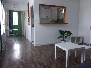  Appartement à louer 2 pièces 46 m²