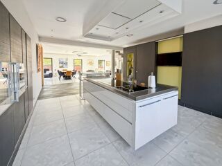  Maison à vendre 7 pièces 338 m²