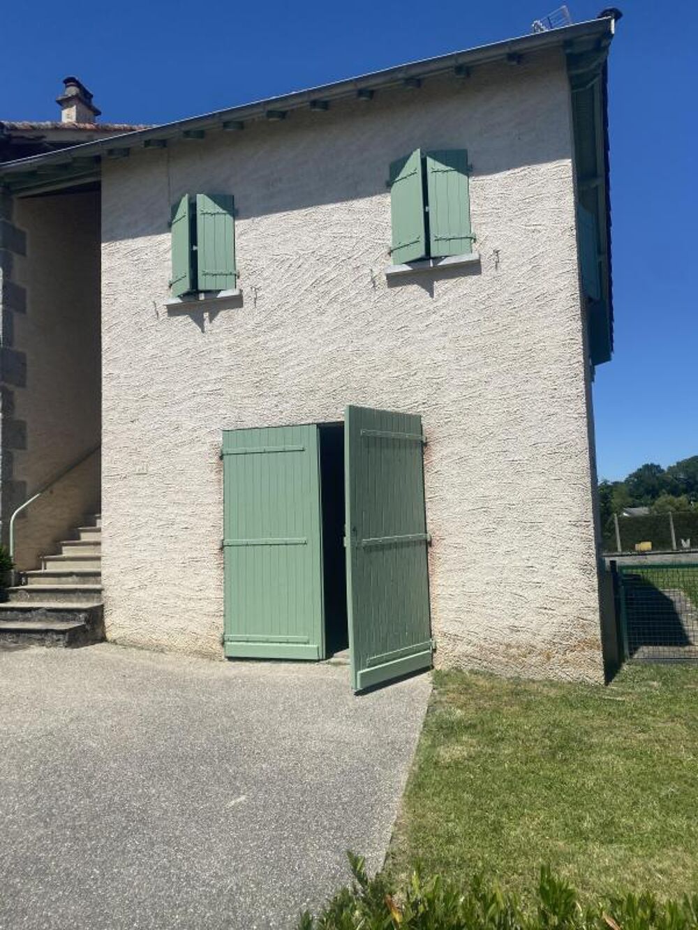 Location Appartement A LOUER APPARTEMENT INIDVIDUEL  AVEC GARAGE ET TERRAIN CLOS A SANVENSA Sanvensa