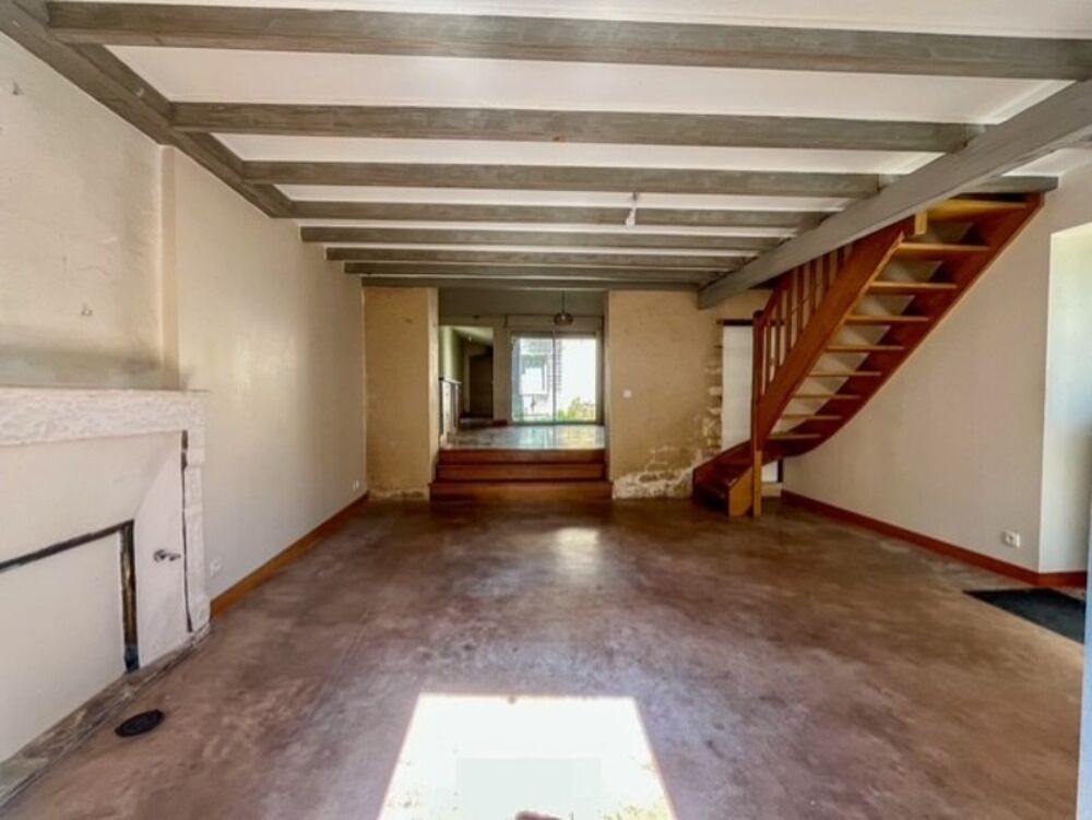 Maison de plain-pied lumineuse avec patio  100 m²  Aucun travaux à prévoir