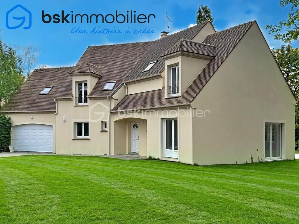 Élégante demeure familiale de 245 m² sur un terrain de 1 700 m²  Feucherolles