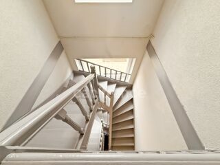  Immeuble à vendre 14 pièces 331 m²