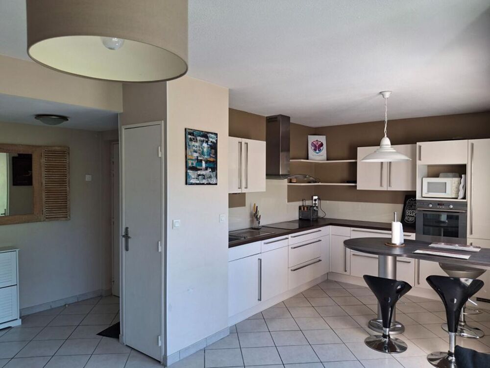 Vente Appartement DUPLEX T4 TERRASSE GARAGE ET PARKING PRIVATIF Meyzieu