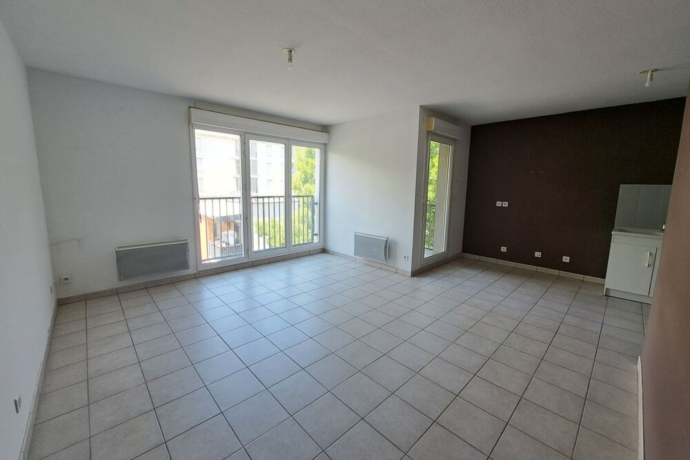Vente Appartement T2 de 53 m² à Vaulx-en-Velin au prix de vente de 115 000 € Vaulx en velin