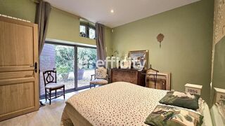  Villa à vendre 8 pièces 158 m²