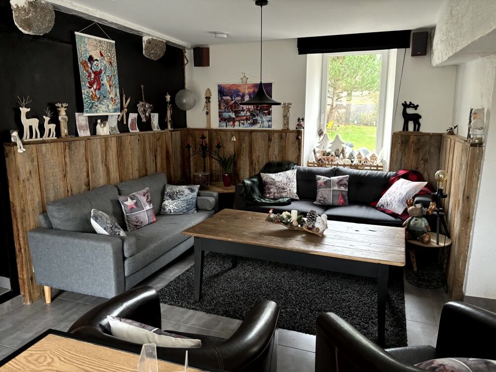 à vendre  Propriété/château Saint-Vaury (23320)