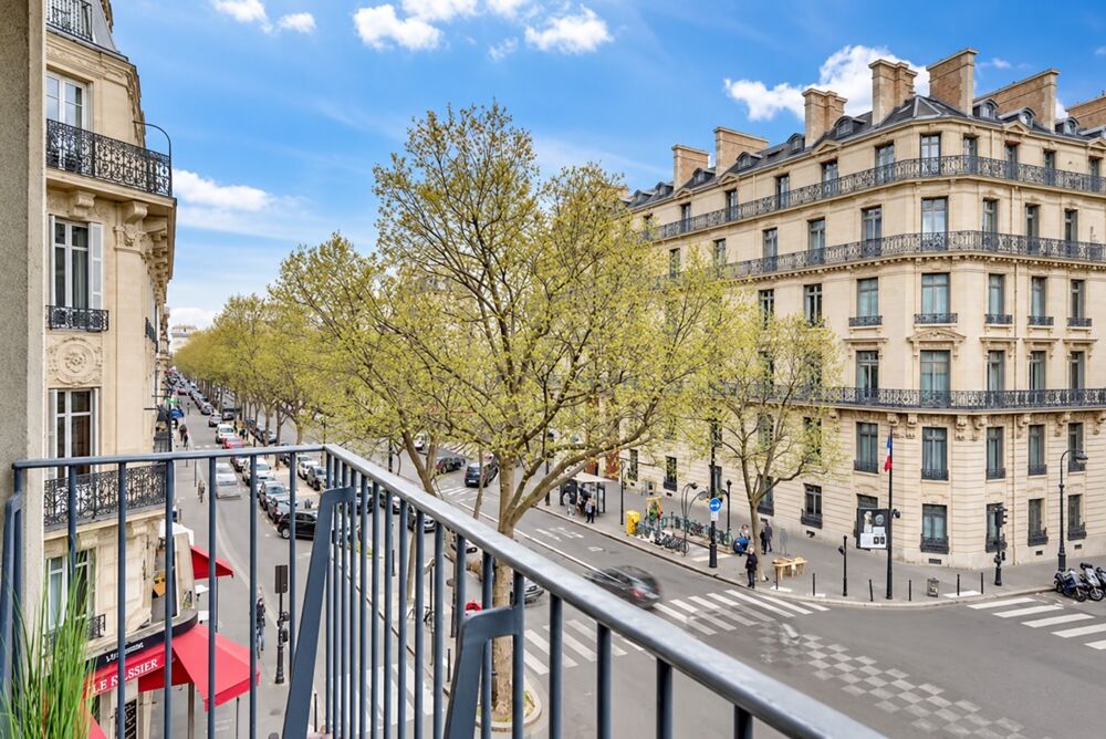 Exclusivité - A vendre - Appartement très lumineux - Balcon - 5 pièces - 4 chambres possibles - Cuisine indépendante - Cave et P