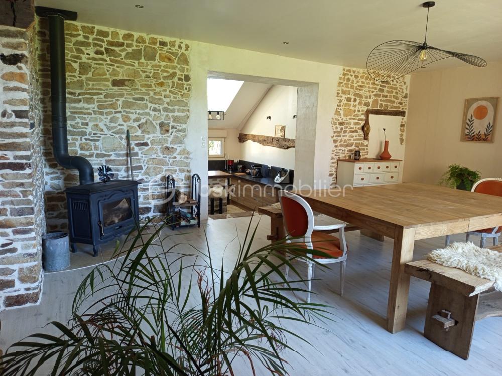 PROPRIETE DE CHARME DE 200 M² ET SON ETANG, VOUS ATTENDENT DANS UN HAVRE DE PAIX