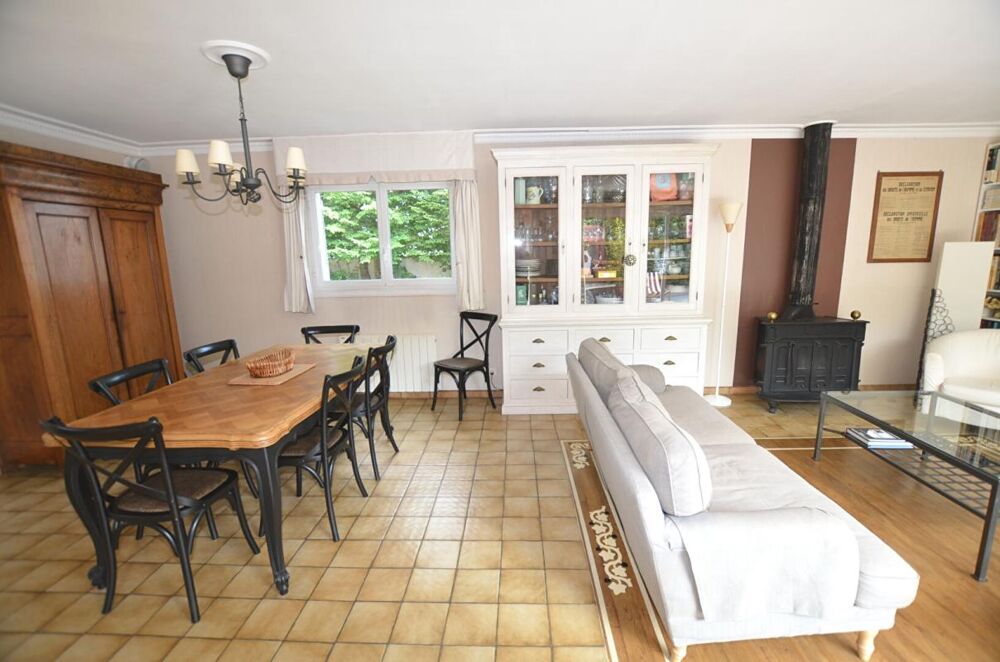 Vente Maison 91700 - Plain-pied de 9 pièces - 230 m² Sainte genevieve des bois