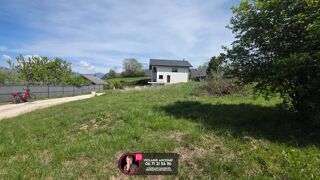  Terrain à vendre 735 m²