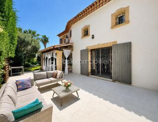  Villa à vendre 6 pièces 176 m²