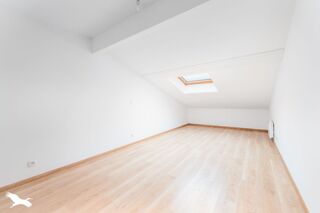  Appartement à louer 2 pièces 45 m²