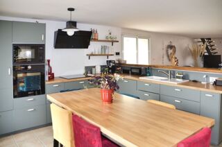  Maison à vendre 8 pièces 236 m²