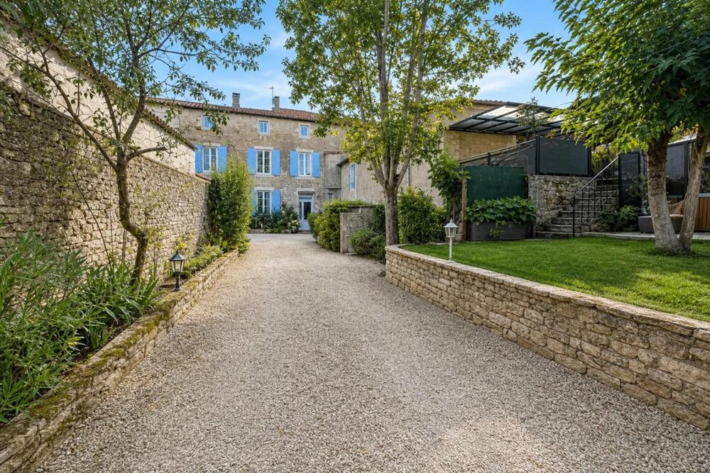Hotel particulier de 374m² centre ville