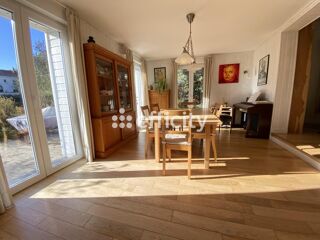  Maison � vendre 8 pi�ces 184 m�