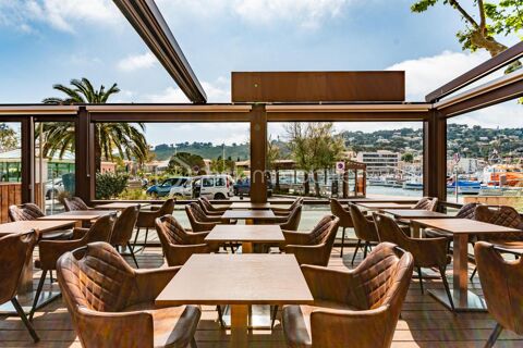   *** BRASSERIE LICENCE IV - PORT DE ST MANDRIER - CLIENTELE FIDELE A L'ANNEE + FORT POTENTIEL *** 