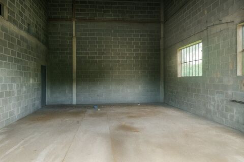 A VENDRE - CELLULE D'ACTIVITE 45000 71450 Blanzy