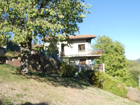   BUSSANG (88) Maison à vendre T6 pièces de 130m² terrain 1100m² Maison - 6 pièce(s) - 130 m²