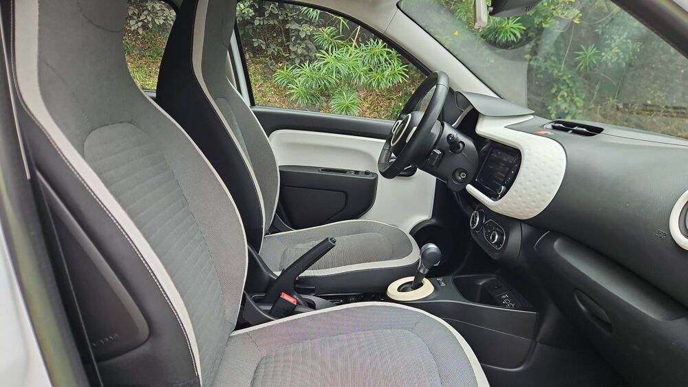 Twingo E-Tech 81 22 kWh Equilibre 2022 occasion 97419 La Possession