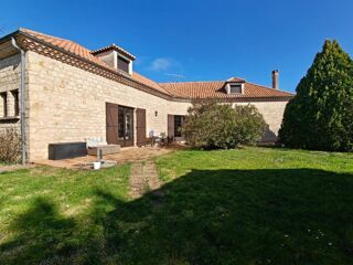  Maison � vendre 6 pi�ces 218 m�