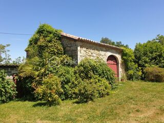  Propriété/château à vendre 7 pièces 210 m²