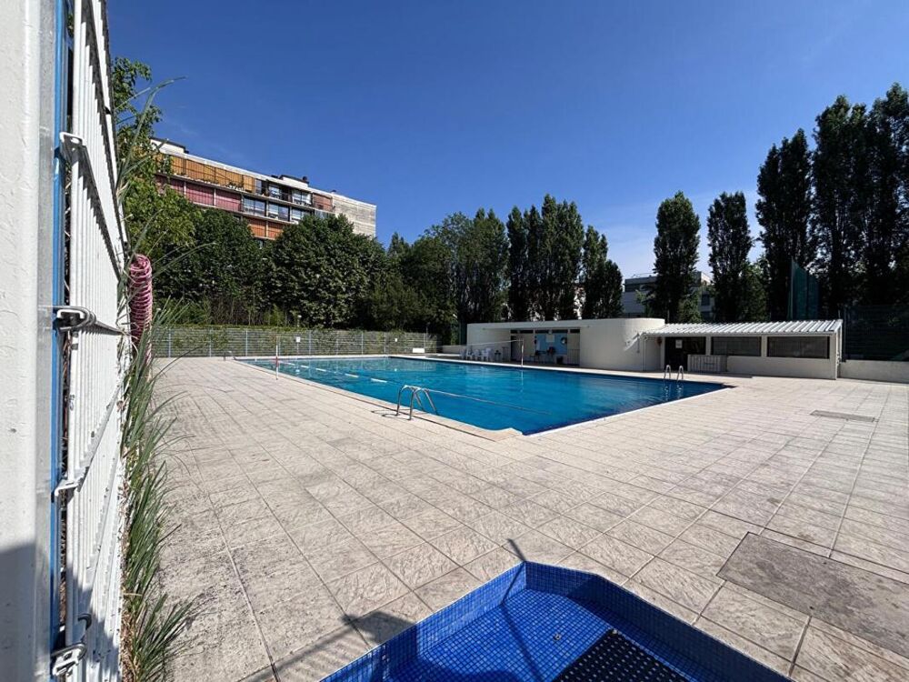 Appartement Fontenay Le Fleury 3 pièce(s) 55 m2