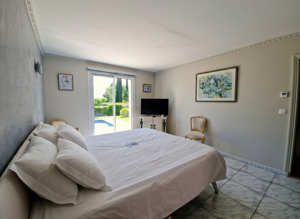 à vendre  Maison L'Isle-sur-la-Sorgue (84800)