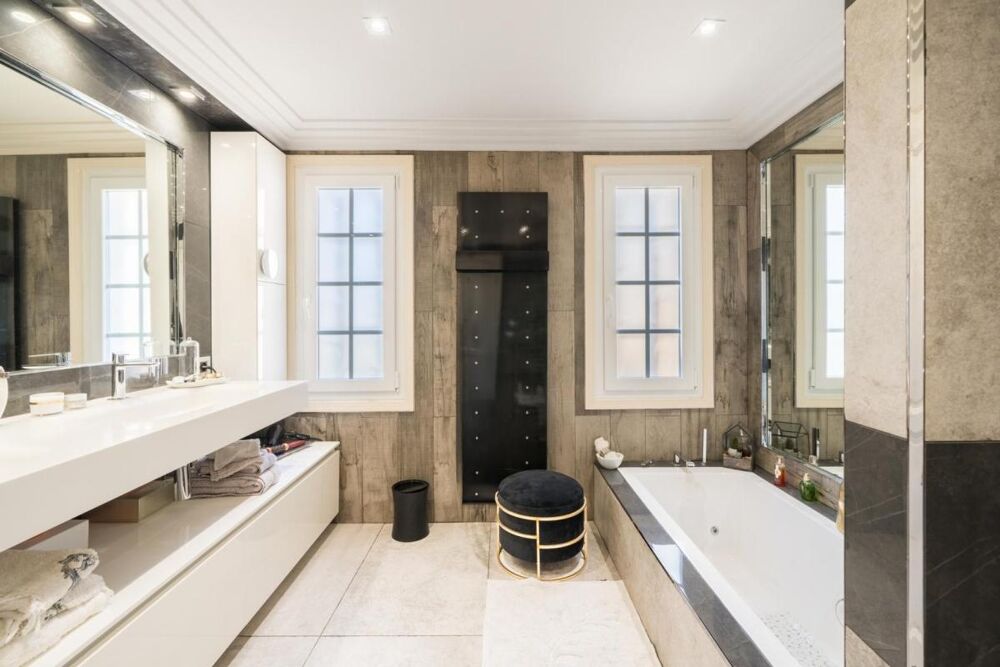 � vendre  Propri�t�/ch�teau Boisseron (34160)