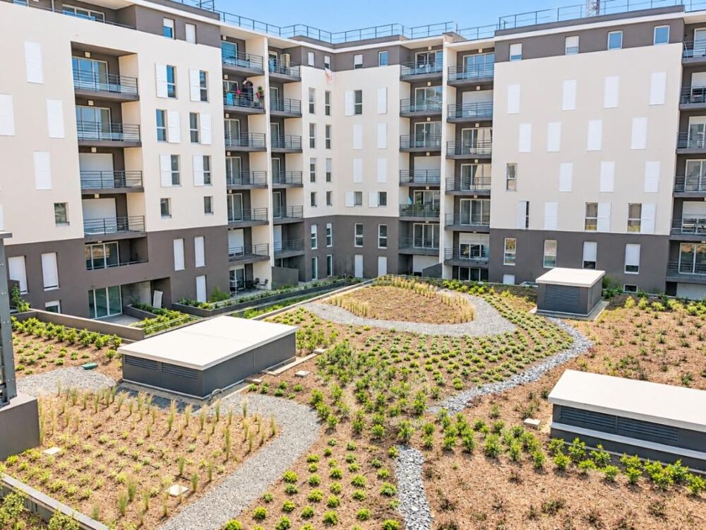 Location Appartement T3 avec terrasse et parking à MARSEILLE Marseille 10