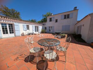  Propriété/château à vendre 7 pièces 205 m²