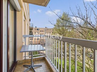  Appartement  vendre 5 pices 77 m