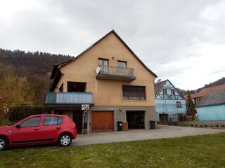  Appartement à louer 4 pièces 90 m²
