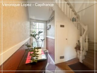 Vente Appartement Agen coeur de ville, quartier Cathédrale, au calme dans une impasse, grand appartement de 161,70 m² Loi Carrez avec 7 pièces pri Agen