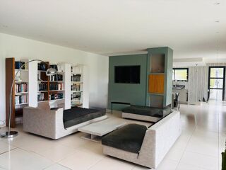  Maison � vendre 7 pi�ces 242 m�