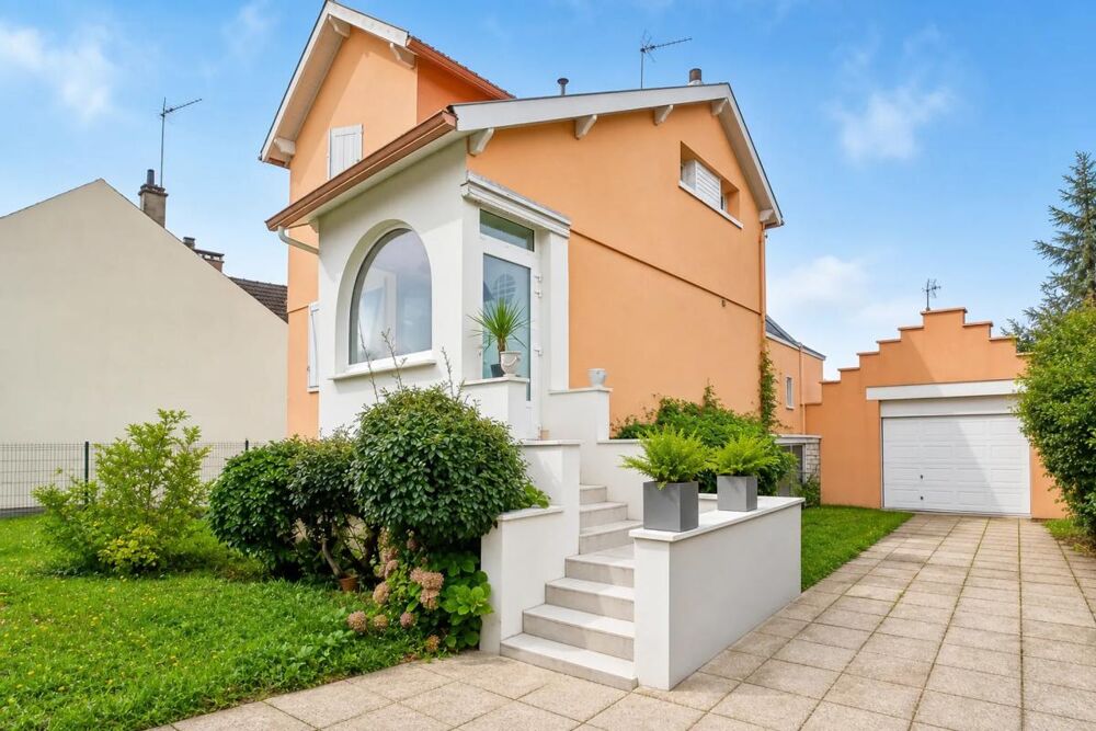 Maison de 5 pièces de 90 m² située à Luisant