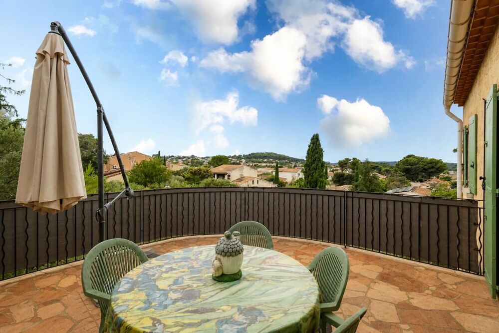 Vente Maison Maison 5 pièces – 159,43 m² – Piscine – Appartement indépendant Velaux
