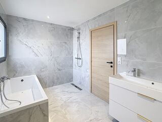  Maison 5 pi�ces 155 m� Saint cergues