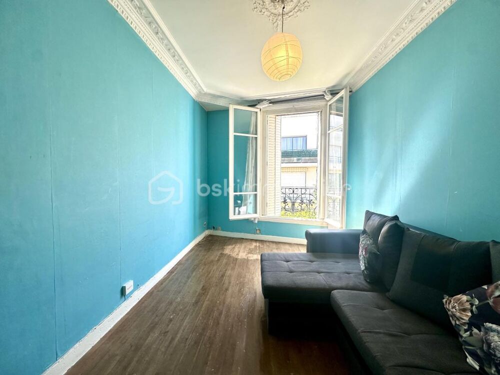 Vente Appartement Charmant appartement 2 pièces au cœur d'un immeuble historique Courbevoie
