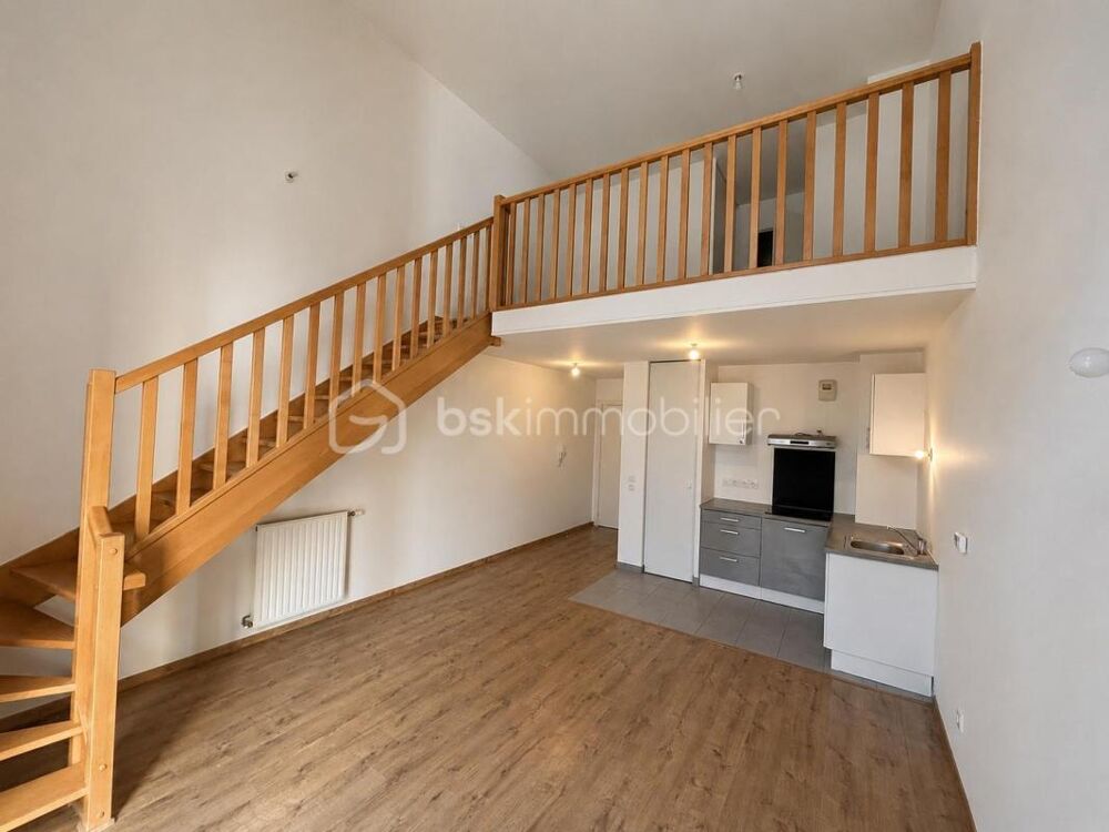 Vente Duplex/Triplex Coup de cœur –  Appartement 44 m² esprit loft, terrasse + parking – Bassins à Flot Bordeaux