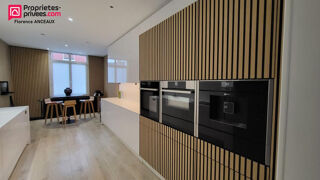  Maison � vendre 10 pi�ces 305 m�