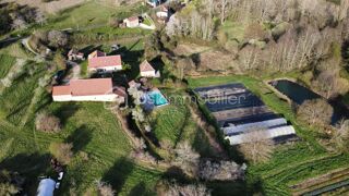  Propriété/château à vendre 9 pièces 215 m²