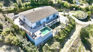  Propriété/château à vendre 7 pièces 250 m²