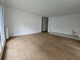  Appartement  louer 1 pice 67 m