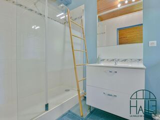  Maison � vendre 9 pi�ces 312 m�