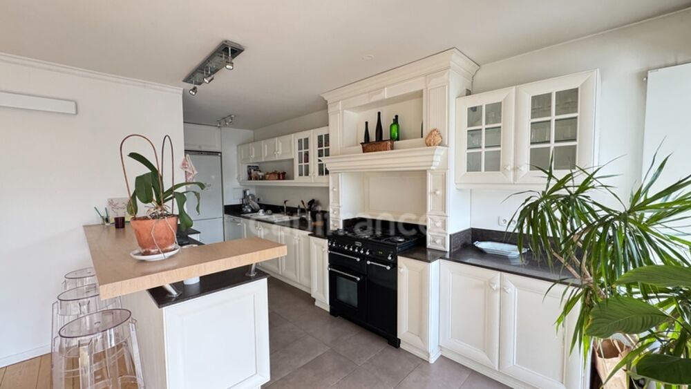 � vendre  Appartement Versailles (78000)