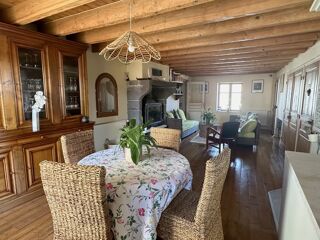  Maison  vendre 10 pices 320 m