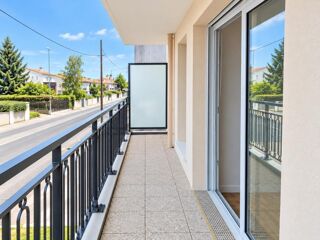 Location Appartement T2 avec parking et balcon à STE GENEVIEVE DES BOIS Sainte genevieve des bois